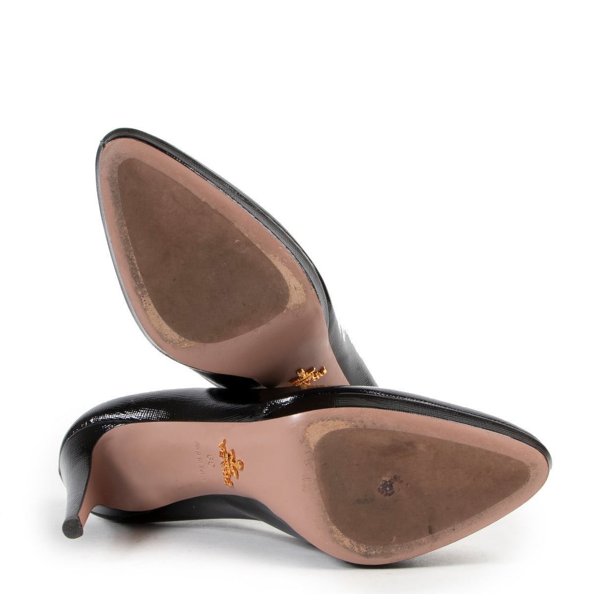 Escarpins Prada en Cuir Verni Saffiano Noir Bout Rond - Taille 39