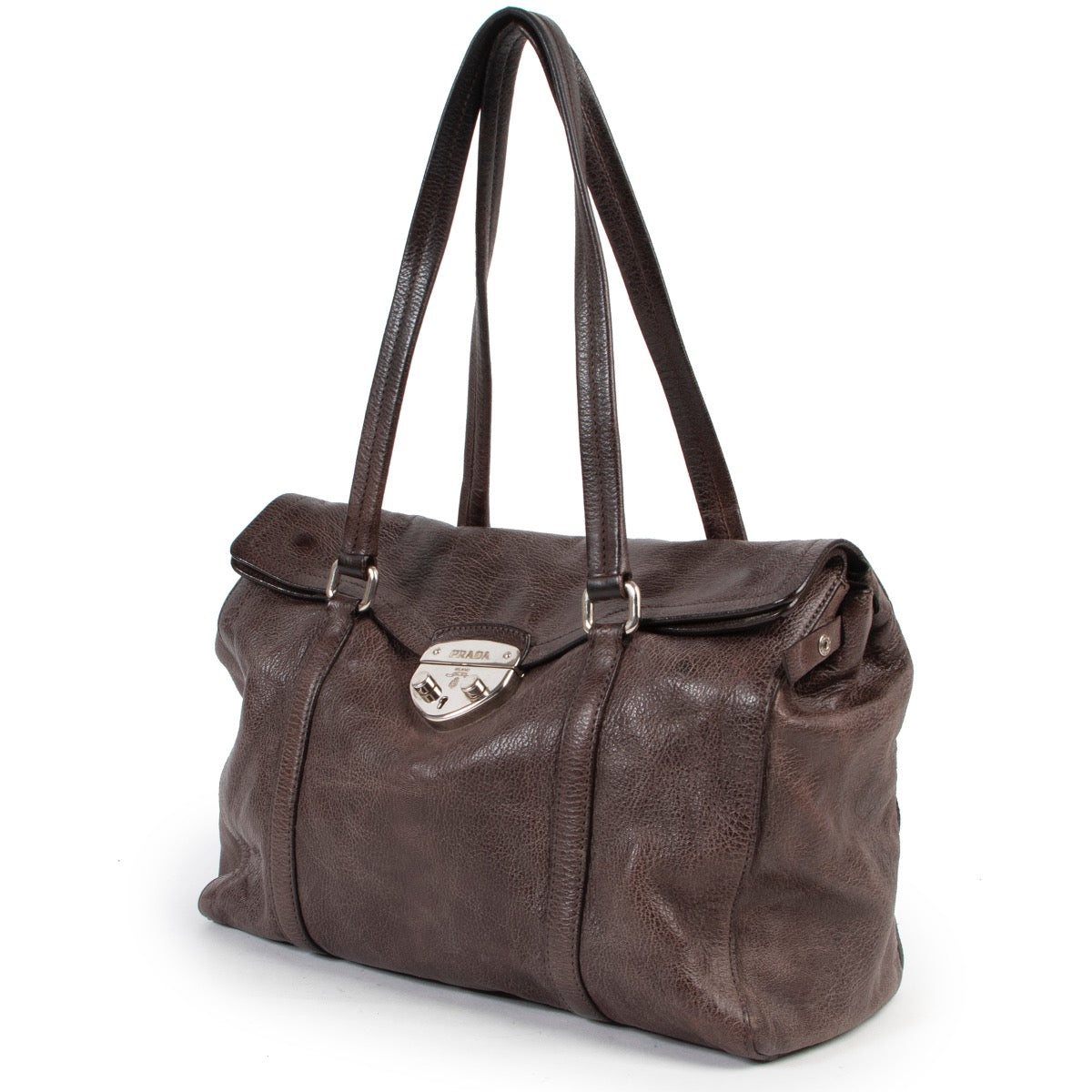 Buy and sell your authentic designer items such as this Prada Brown Shoulder Bag only online or in store at Labellov secondhand luxury in Antwerp.