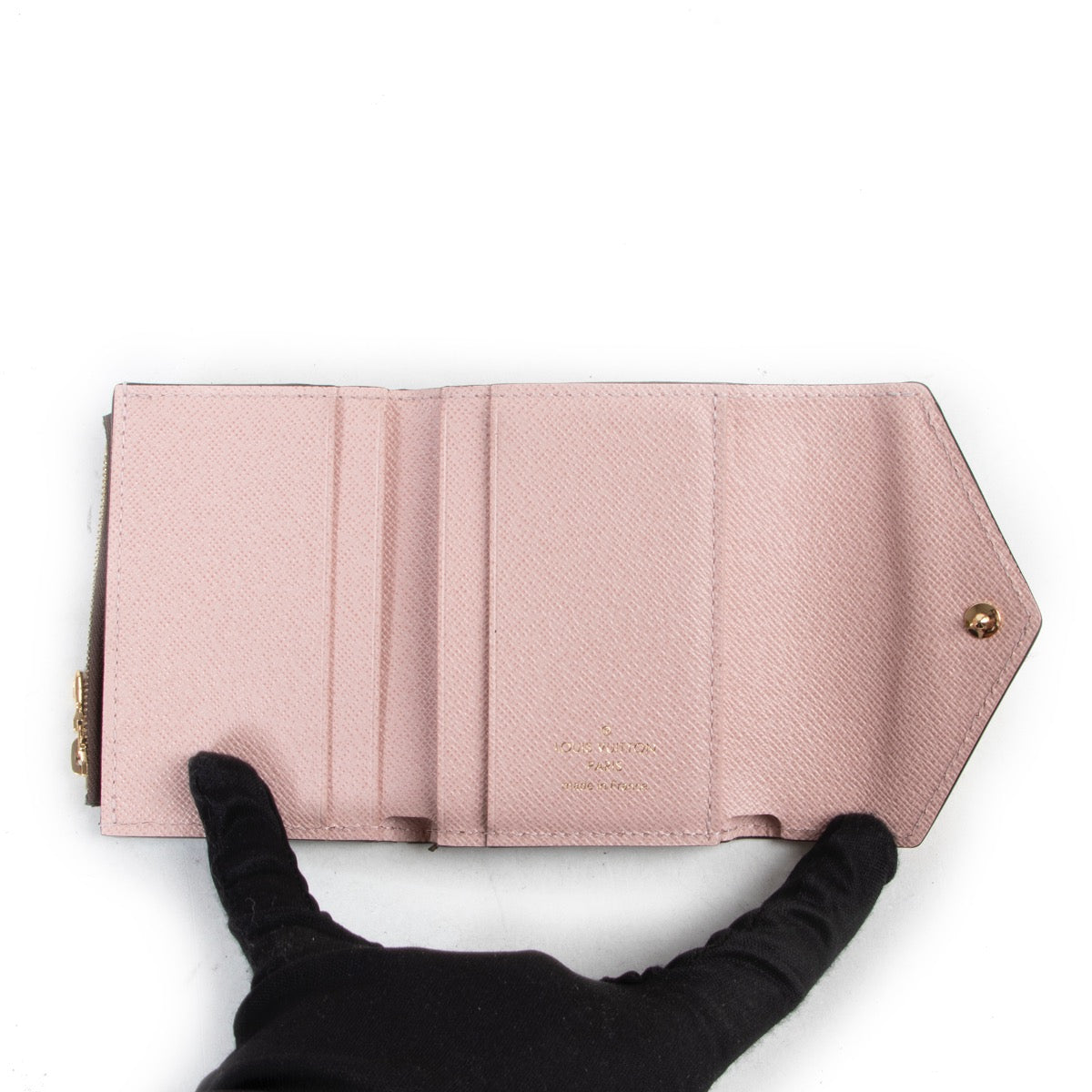Louis Vuitton Monogram Zoé Wallet by Labellov luxury vintage preloved goods accessoires in very good condition