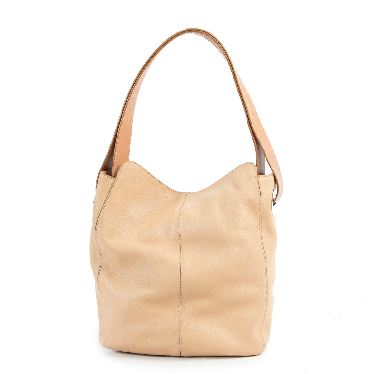 Buy authentic secondhand Tod's items at Labellov vintage fashion webshop for the lowest price. Koop authentieke tweedehands Tod's artikelen bij Labellov vintage mode webshop aan de laagste prijs.