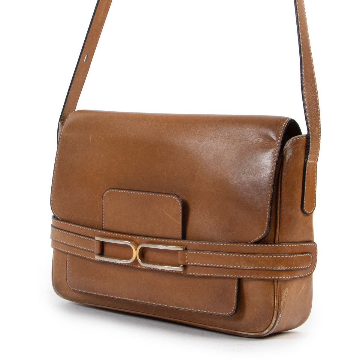 Original Delvaux Cognac Leather Crossbody in good condition on Labellov Luxury vintage site for 2nd hand designer bags