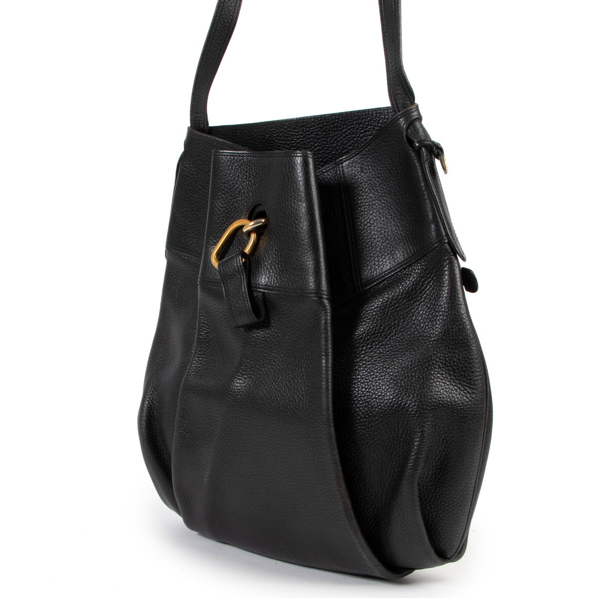 Vintage black bag by Delvaux on Labellov safe website