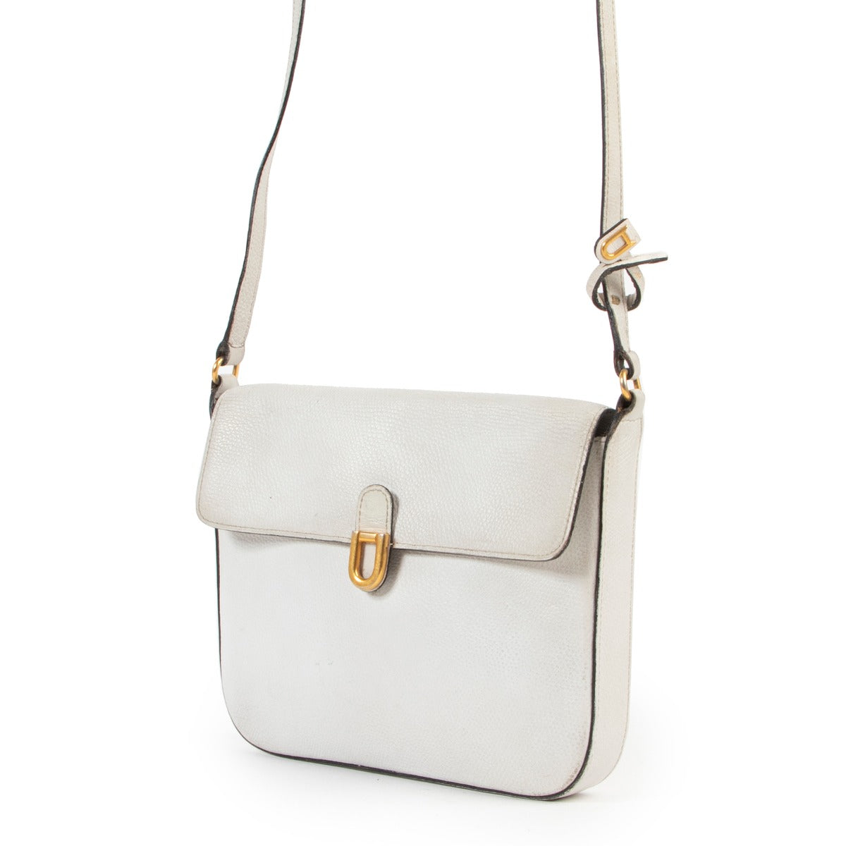Vintage White Delvaux bag on Labellov luxury