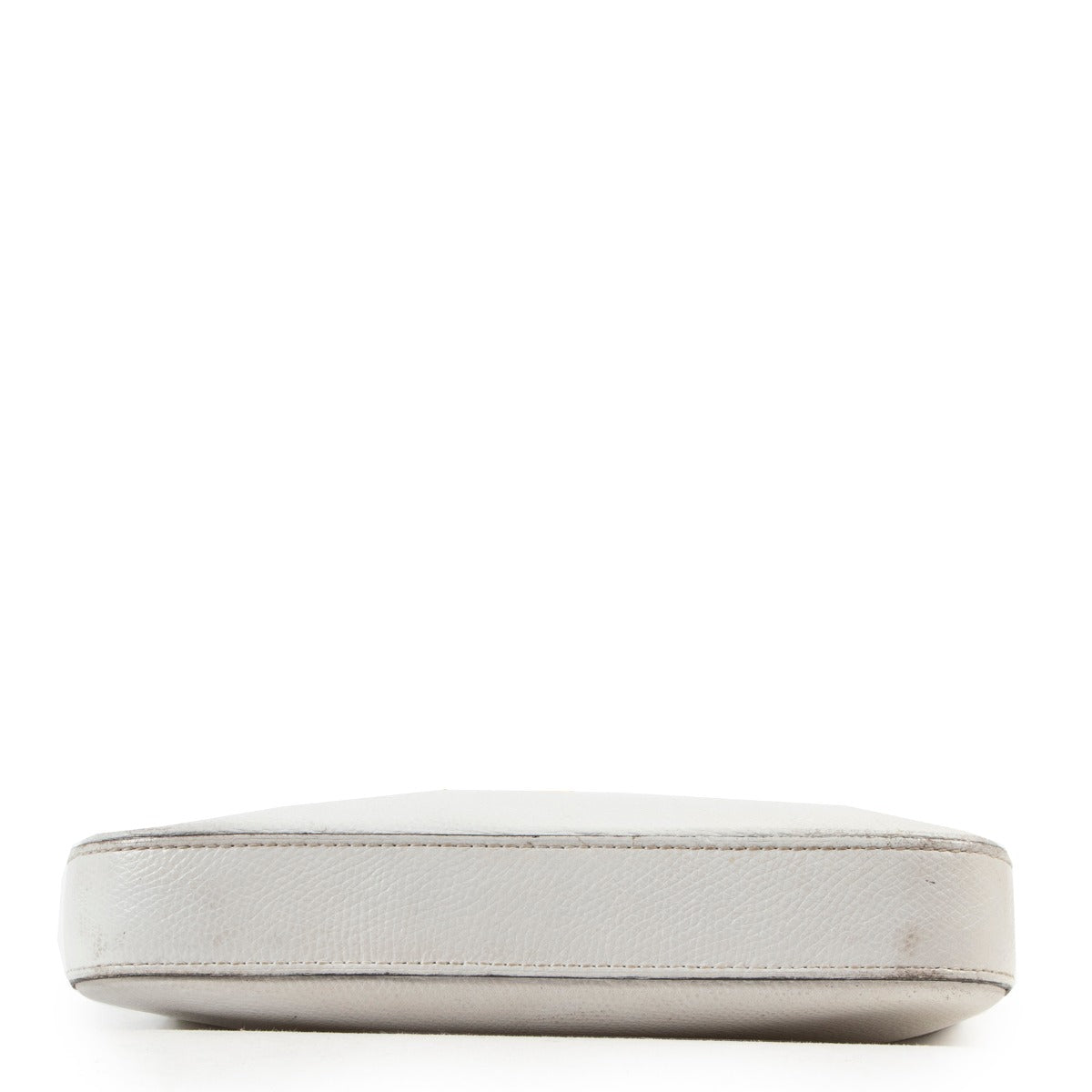 White crossbody vintage bag by Labellov website