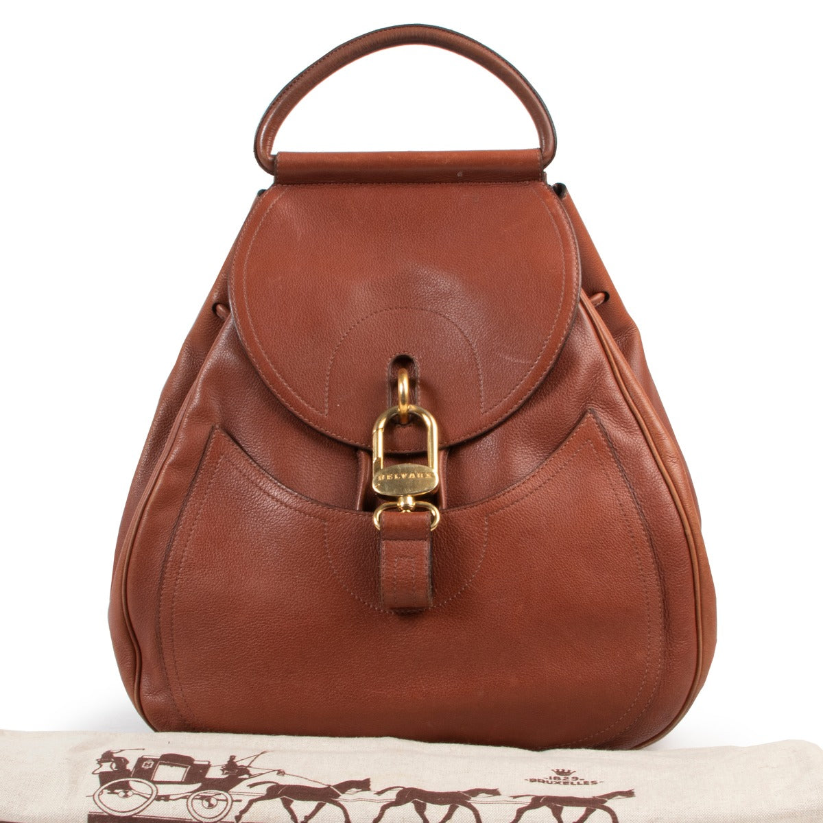 2nd hand backpack in vintage condition by Labellov safe website.