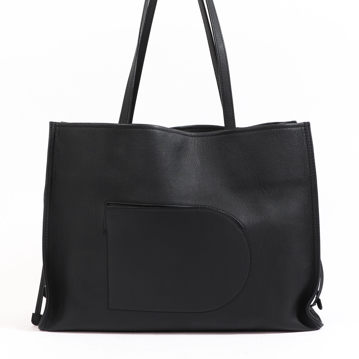 Buy an authentic Delvaux Black Rodeo Calf Tote Shoulder Bag in very good condition at Labellov in Antwerp.
