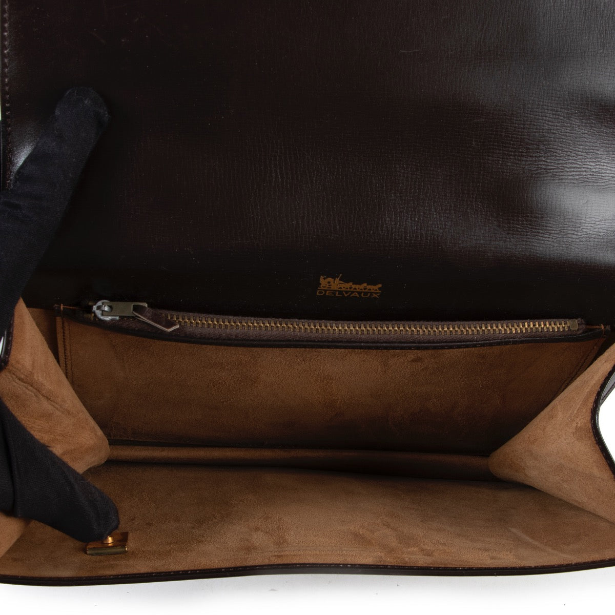 Shop safe online 100% authentic Delvaux top handle bag in brown leather, Preloved brown top handle Delvaux bag, Beautiful brown Delvaux bag in good condition