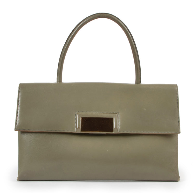 Shop online 100% safe authentic preloved Delvaux top handle bag in olive green leather, Beautiful top handle Delvaux bag in good condition, Preloved olive green top handle Delvaux bag.