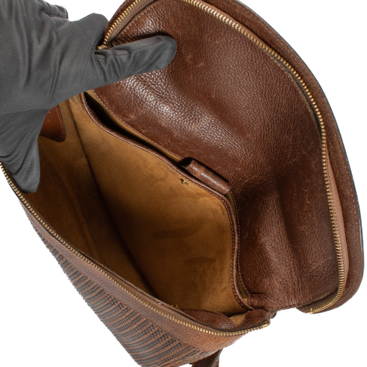 Shop safe online at Labellov in Antwerp, Brussels and knokke this 100% authentic second hand Delvaux Brown Toile De Cuir Shoulder Bag