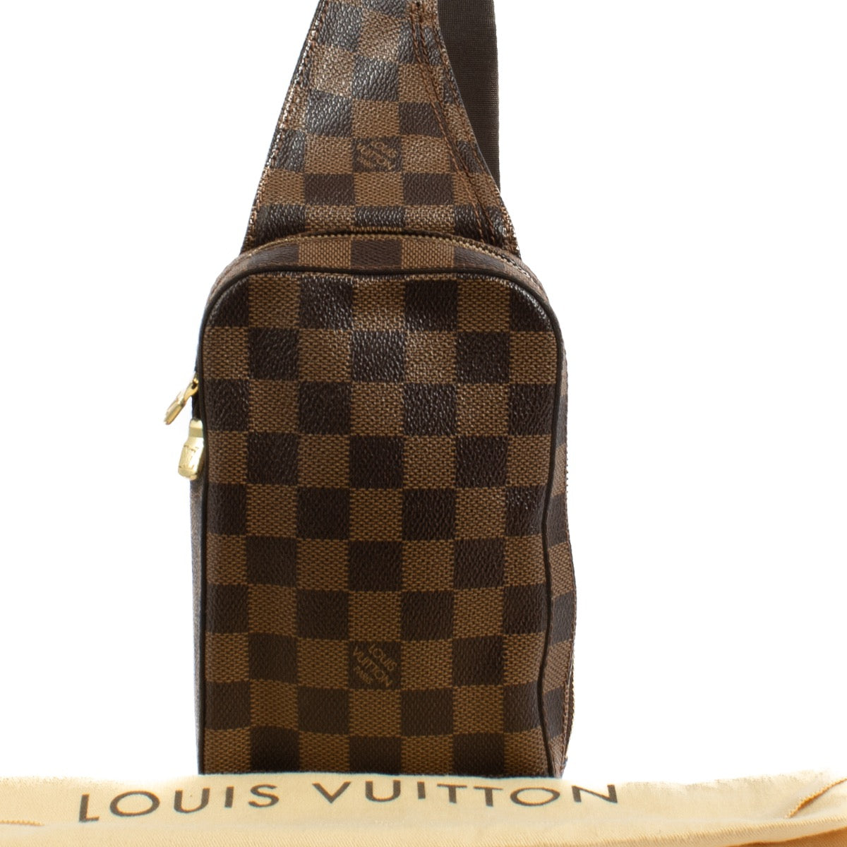 Shop safe online at Labellov in Antwerp, Brussels and Knokke this 100% authentic second hand Louis Vuitton Damier Ebene Gereminos Bag