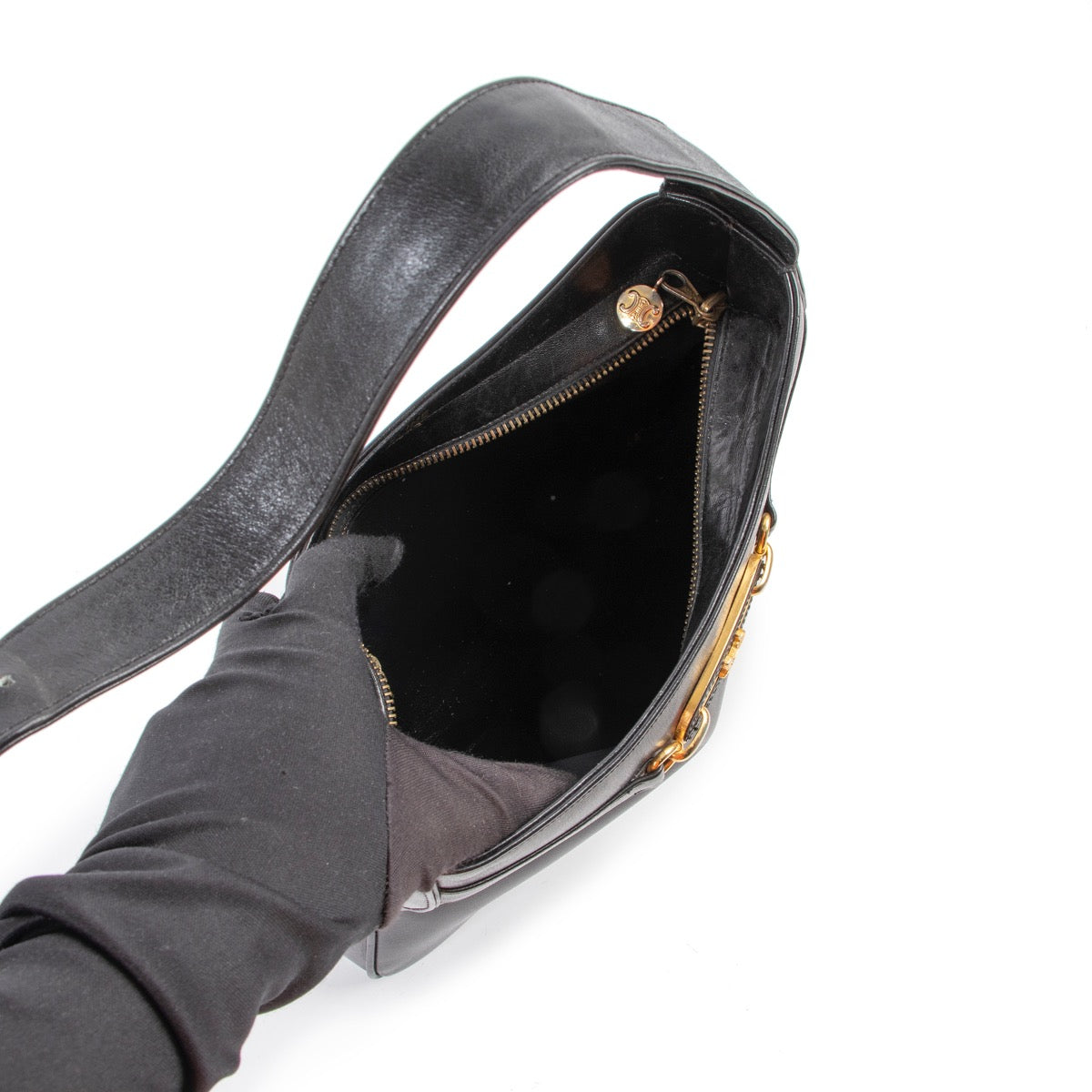 Shop safe online at Labellov in Antwerp this 100% authentic second hand Celine Black Leather Shoulder Bag