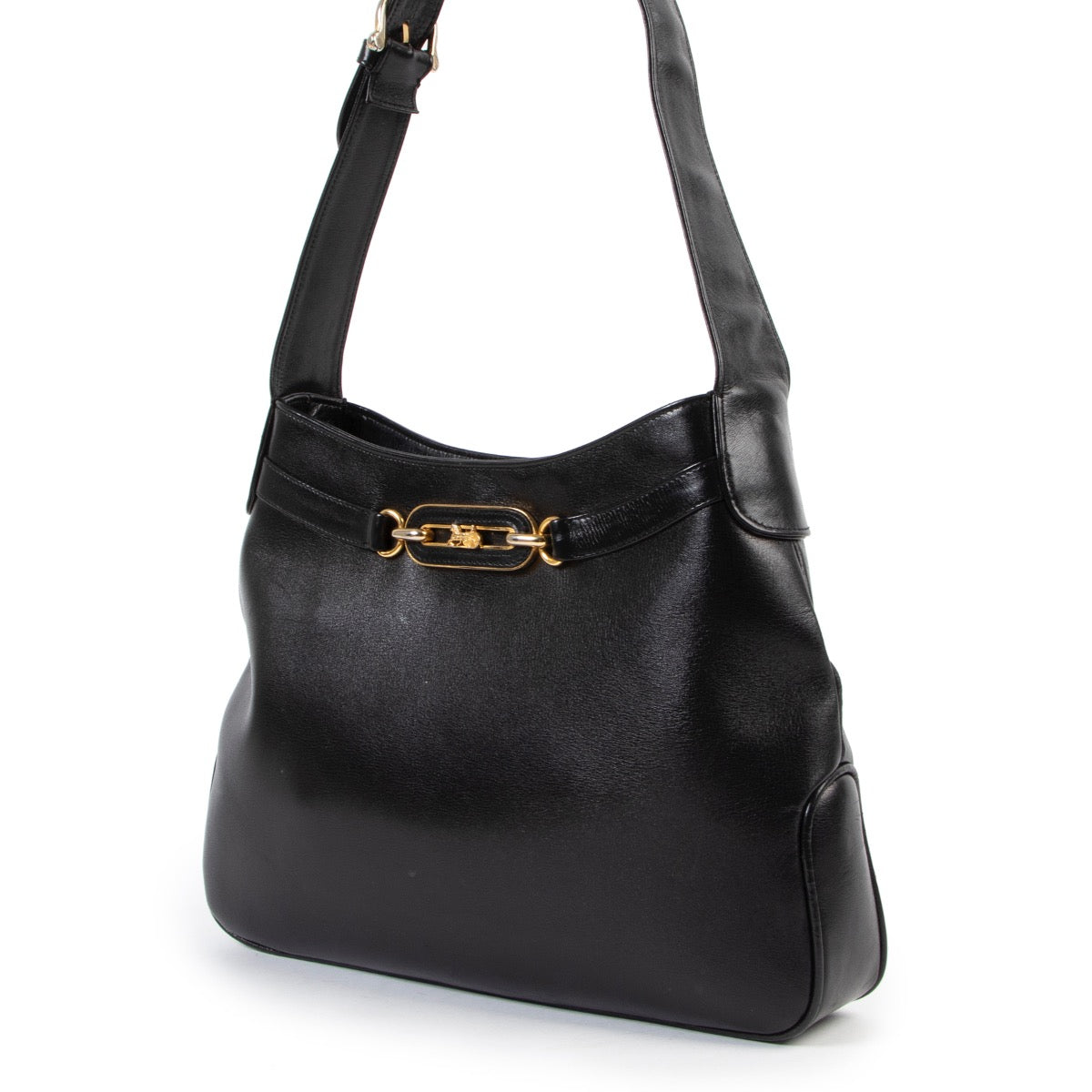 Shop safe online at Labellov in Antwerp this 100% authentic second hand Celine Black Leather Shoulder Bag