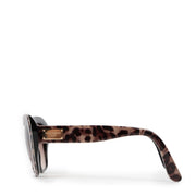 Shop safe online 100% authentic second hand Dolce & Gabbana Leopard Glasses in very good condition at Labellov in Antwerp.