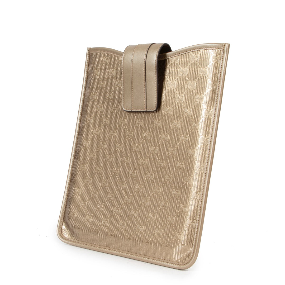 Shop safe online 100% authentic second hand Gucci Gold Monogram Canvas Ipad Case in very good condition at the right price at Labellov in Antwerp.