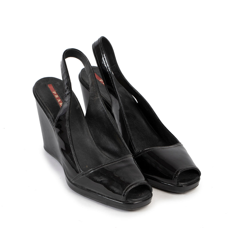 Shop safe online 100% authentic second hand Prada Black Wedge Heels - Size 38,5 in very good condition at Labellov in Antwerp.