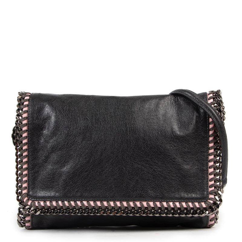 Shop safe online 100% authentic second hand Stella McCartney Black Falabella Shoulder Bag in very good condition at the right price at Labellov in Antwerp.