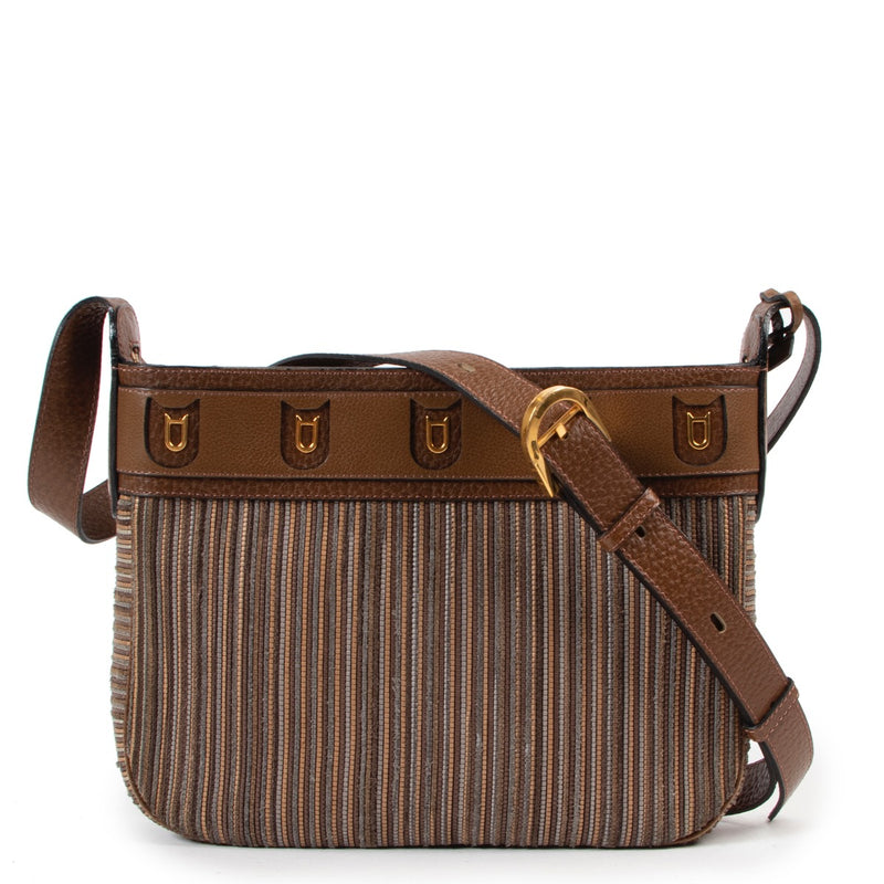 Shop safe online 100% authentic second hand Delvaux Brown Toile De Cuir Fuiraire Shoulder Bag in very good, excellent condition at the right price at Labellov in Antwerp.