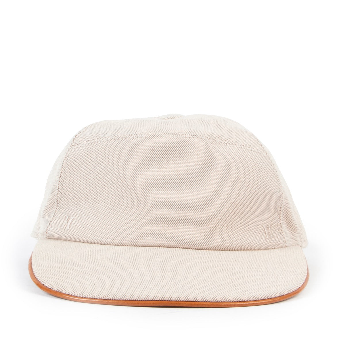 Shop safe online 100% authentic second hand Hermès Toile and Leather Baseball Cap in very good condition at the right price at labellov in Antwerp.