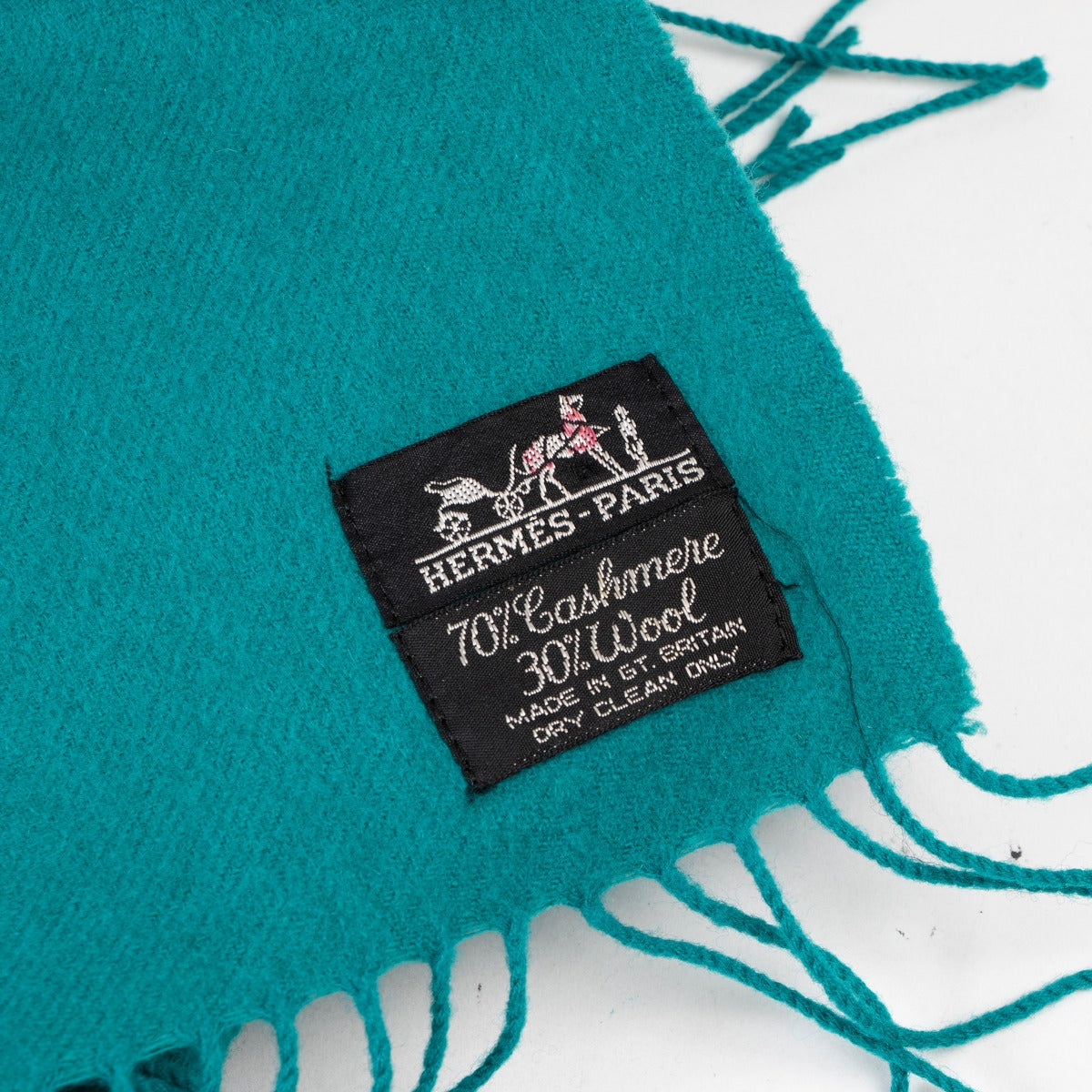 Good condition original Hermès Scarf on 2nd hand luxury goods site