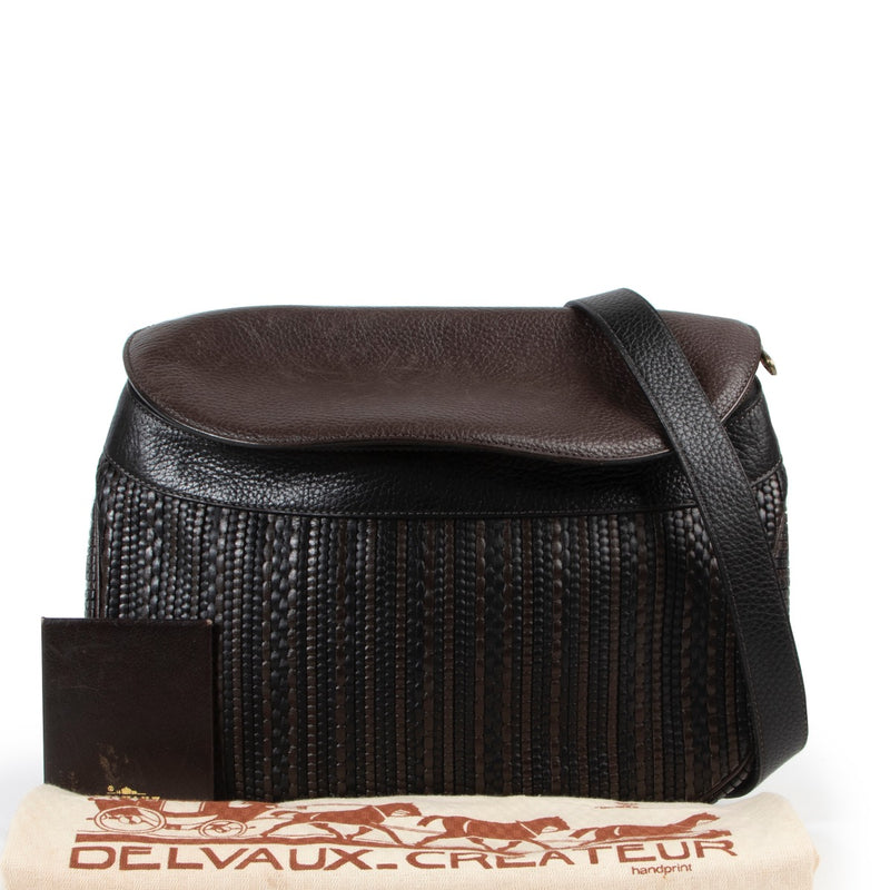 Koop authentieke tweedehands Delvaux bruine lederen handtas met juiste prijs. Achetez un authentique sac à main Delvaux d'occasion au bon prix. Buy authentic second hand Delvaux bag at the right price.