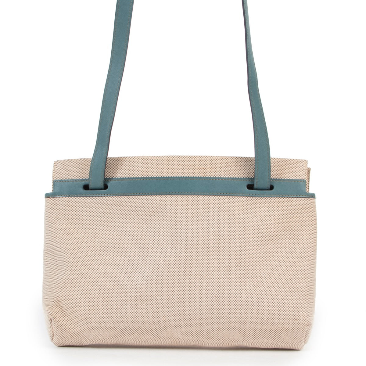 Buy this Delvaux Baby Blue Canvas Crossbody Bag for a fair price at Labellov luxury in Antwerp online or in store. This Delvaux Baby Blue Canvas Crossbody Bag is available, step by and bring your delvaux items.