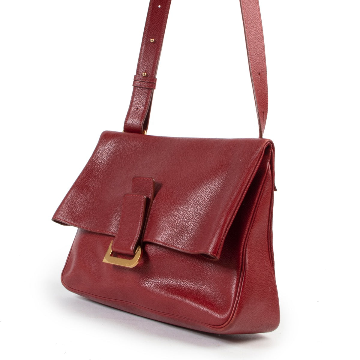 Koop authentieke tweedehands Delvaux bruin lederen handtas met juiste prijs. Achetez un authentique sac à main Delvaux en cuir marron d'occasion au bon prix. Buy authentic second hand Delvaux Red Leather Passerelle Shoulder Bag at the right price.