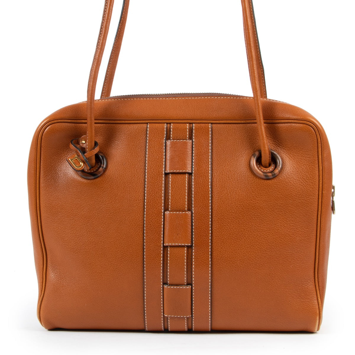 Shop safe online 100% authentic second hand Delvaux Cognac Shoulder Bag in very good condition at the right price at Labellov in Antwerp.