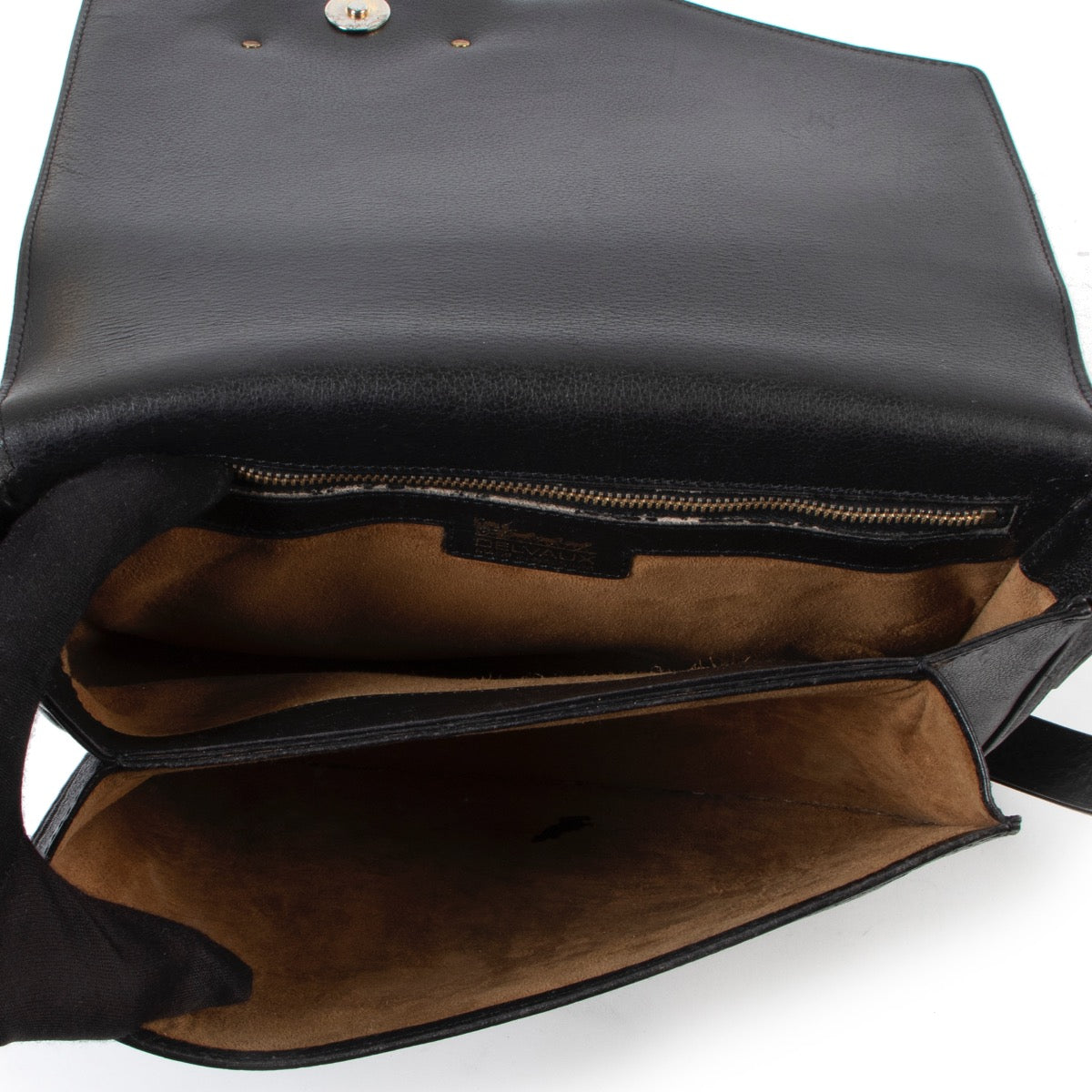 Get this Delvaux Black Shoulder Bag for a fair price at a luxury boutique. Buy and sell your Delvaux items for a reasonable price at Labellov online or in store