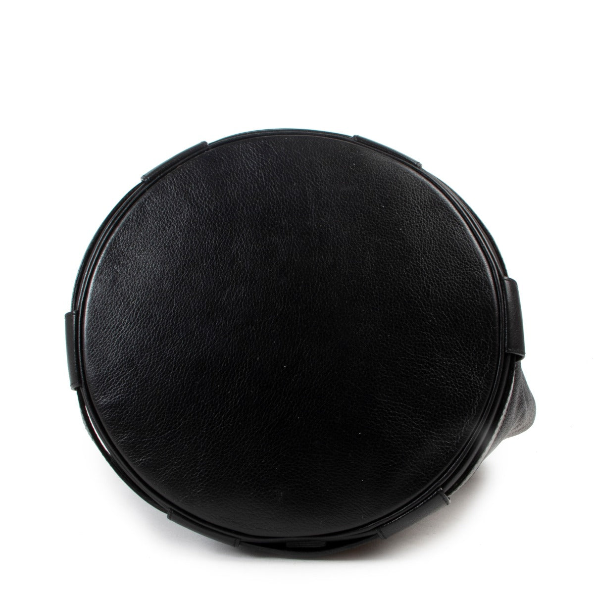 Shop safe online authentic second hand Must Delvaux Black Leather Shoulder Bag in good preloved condition at the right price at Labellov.com.