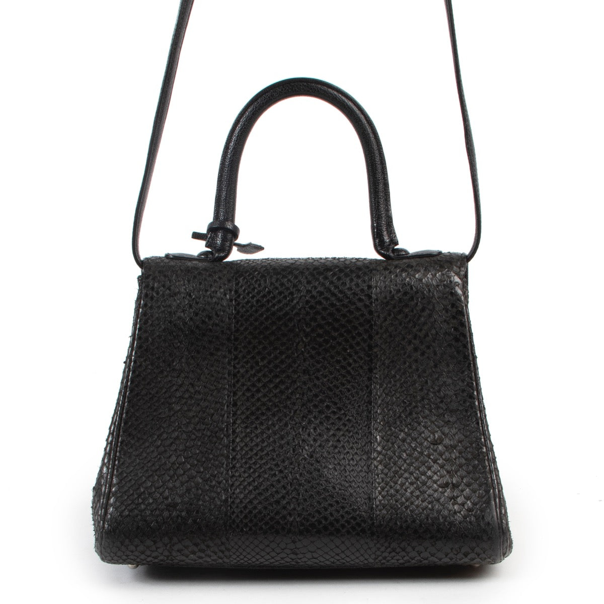 Shop safe online 100% authentic Delvaux Black Python PM Brillant in very good condition at the right price at Labellov in Antwerp.