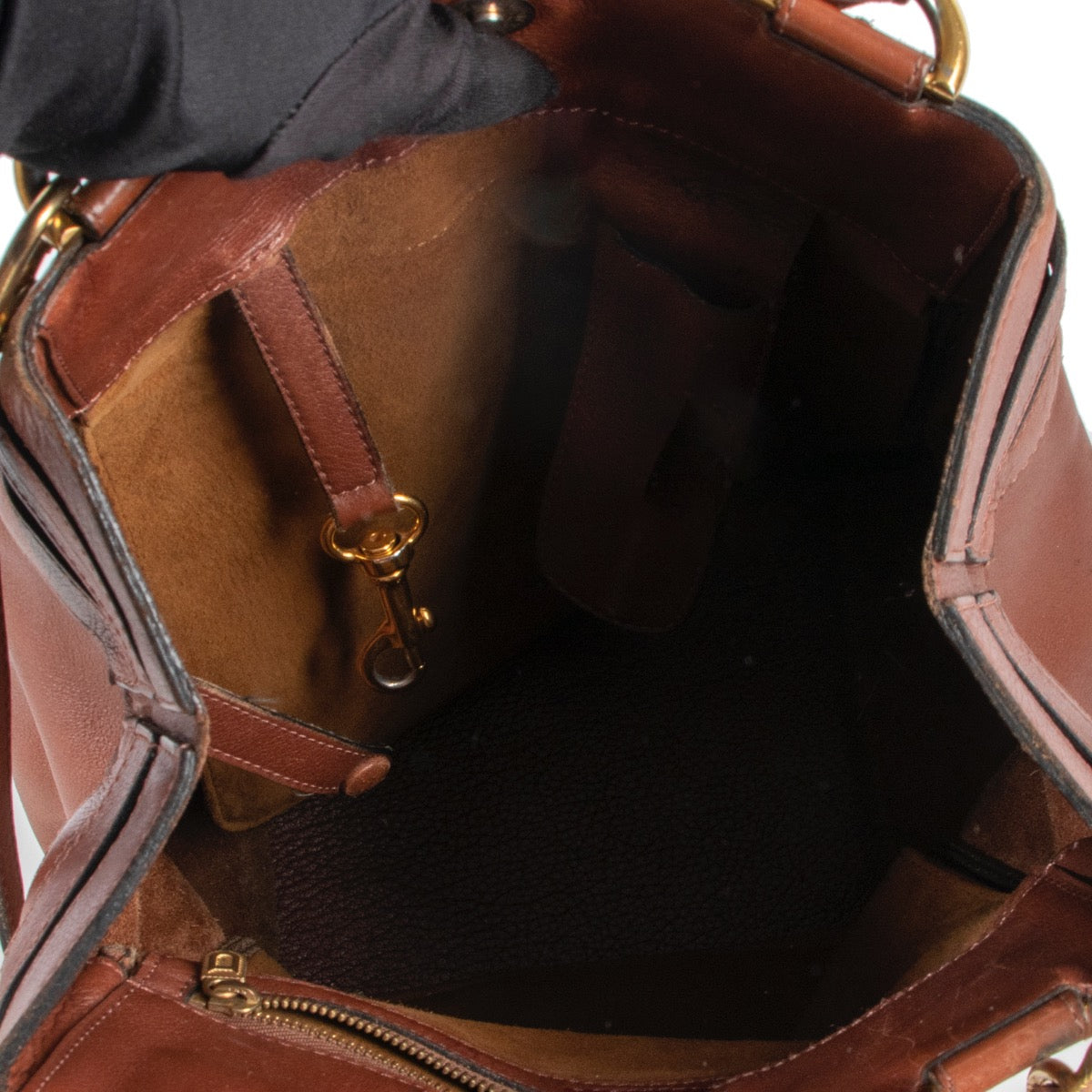 Buy this Delvaux Brown Shoulder bag at a reasonable price in preloved condition at Labellov antwerp online or in store