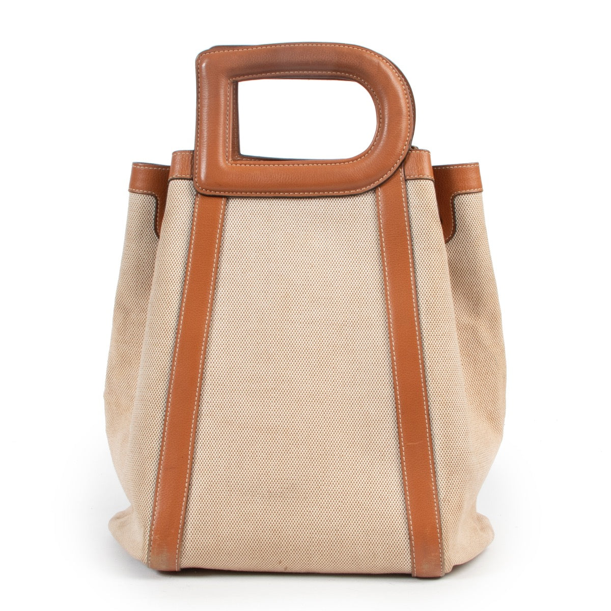 Shop safe online 100% authentic second hand Delvaux Camel Canvas Caraibes Shoulder Bag in very good condition at the right price at Labellov in Antwerp.