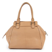 Shop safe online 100% authentic second hand Delvaux Beige Coquin Top Handle Bag in very good condition at the right price at Labellov in Antwerp.