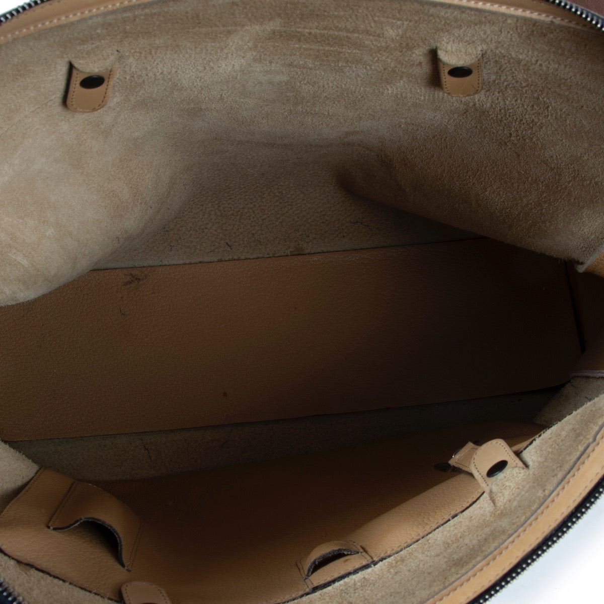 Shop safe online 100% authentic second hand Deux De Delvaux Beige Top Handle Bag in preloved condition at the right price at Labellov in Antwerp.