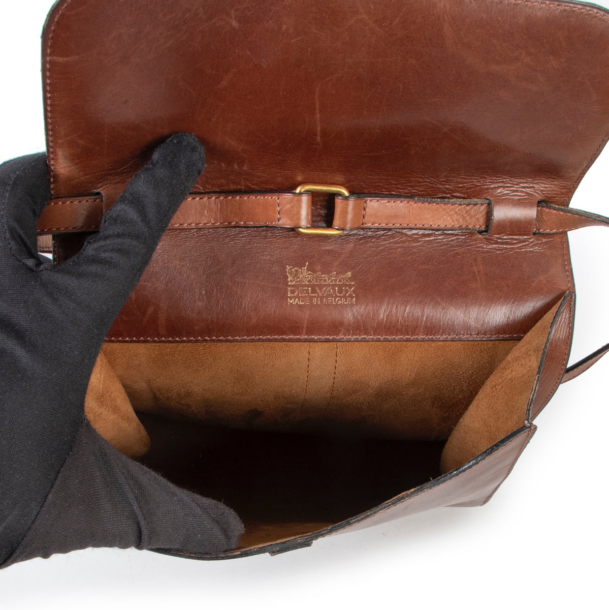 Shop safe online 100% authentic second hand Delvaux Brown Crossbody Bag at the right price at Labellov in Antwerp.