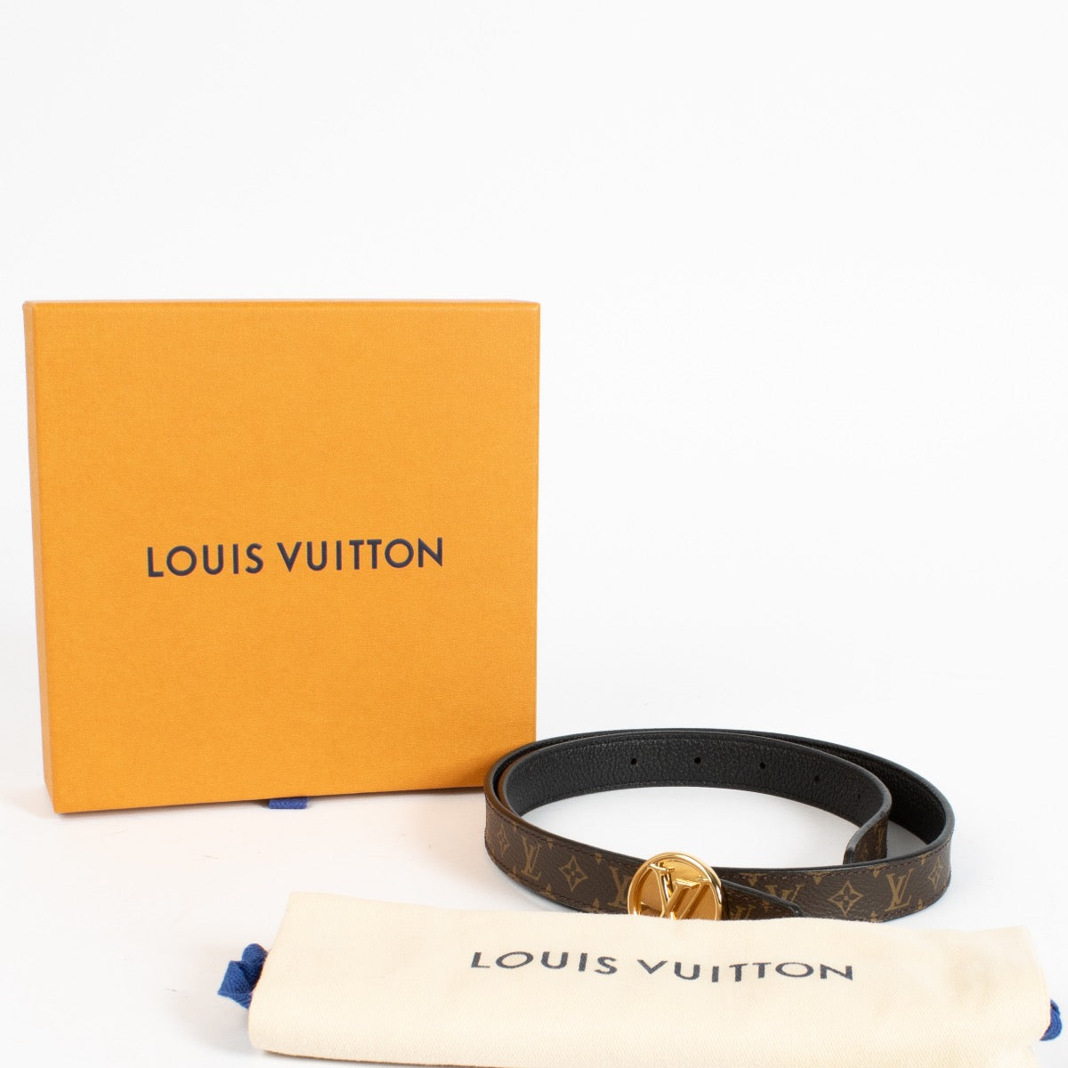 Shop the authentic Louis Vuitton LV Initials 30mm Reversible Belt Size 90 second hand on Labellov.com