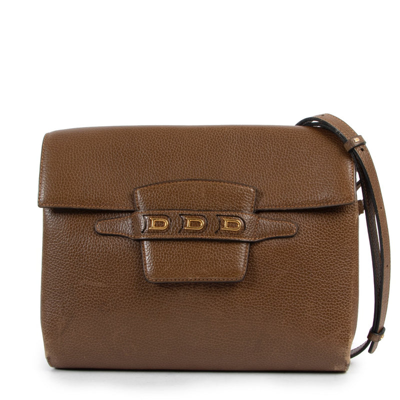 Shop safe online authentic second hand Must Delvaux Brown Shoulder bag in good preloved condition at the right price at Labellov.com.