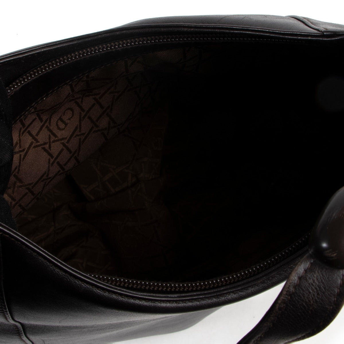 Now for sale and online on Labellov Christian Dior Black Leather Shoulder bag