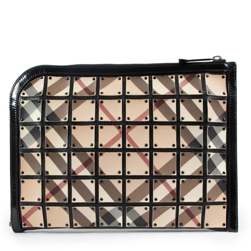 Buy these Burberry Monogram Laptop Case for a reasonable price at Labellov online or in store. Koop deze Burberry Monogram Laptop Case voor een redelijke prijs bij Labellov online of in de winkel.