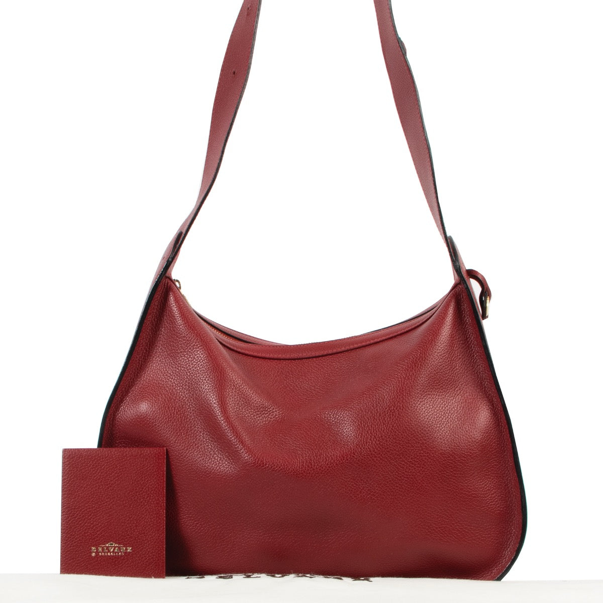 Original Delvaux Burgundy Leather Shoulder bag in very good condition now online for sale on 2nd hand luxury designer site Labellov Antwerp