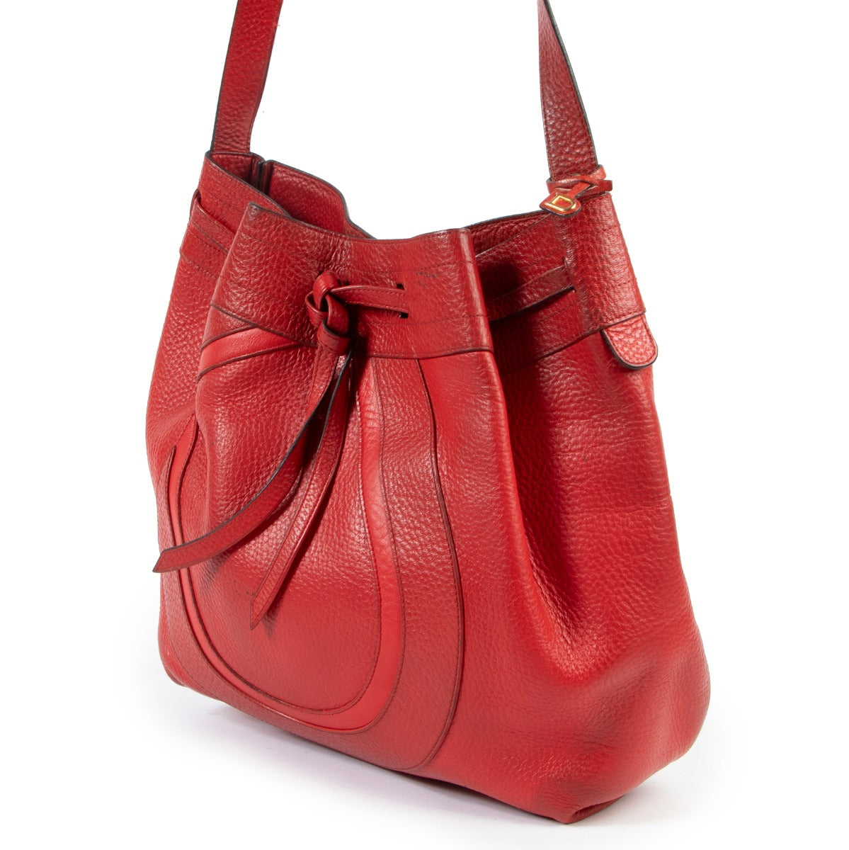 Buy this Delvaux Red Crossbody bag at Labellov Luxury in Antwerp online or in store.