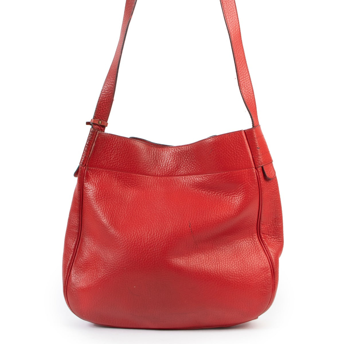Buy this Delvaux Red Crossbody bag at Labellov Luxury in Antwerp online or in store.
