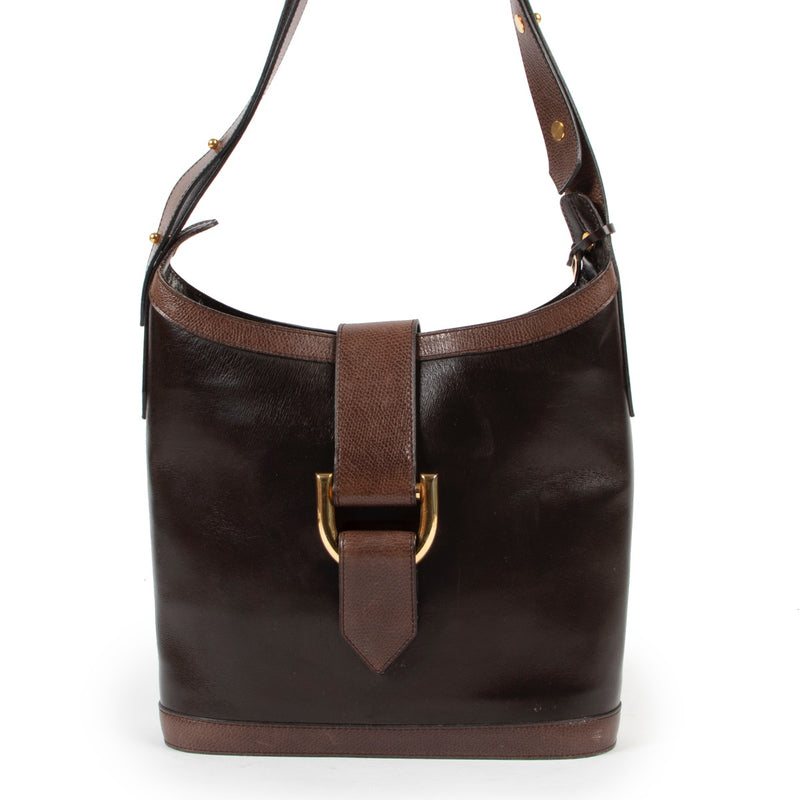 Shop safe online 100% authentic second hand Delvaux Brown Shoulder bag in very good condition at the right price at Labellov in Antwerp.