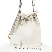 Shop safe online 100% authentic second hand Delvaux White Bucket Shoulder Bag in very good condition at the right price at labellov in Antwerp.