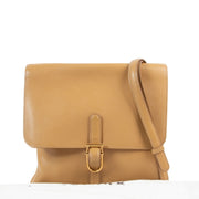 Shop safe online 100% authentic second hand Delvaux Beige Crossbody bag in very good condition at the right price at Labellov in Antwerp.