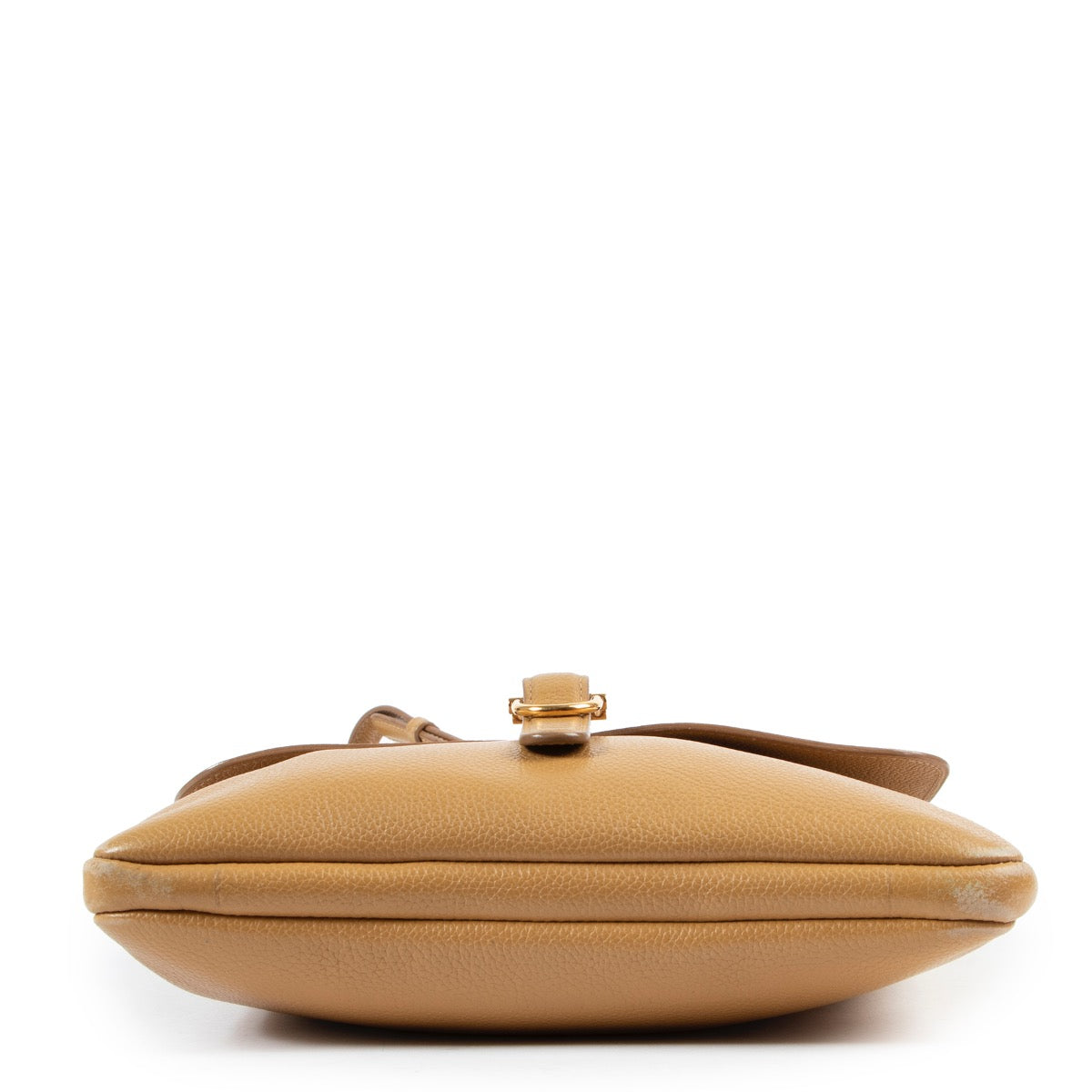 Shop safe online 100% authentic second hand Delvaux Beige Crossbody bag in very good condition at the right price at Labellov in Antwerp.