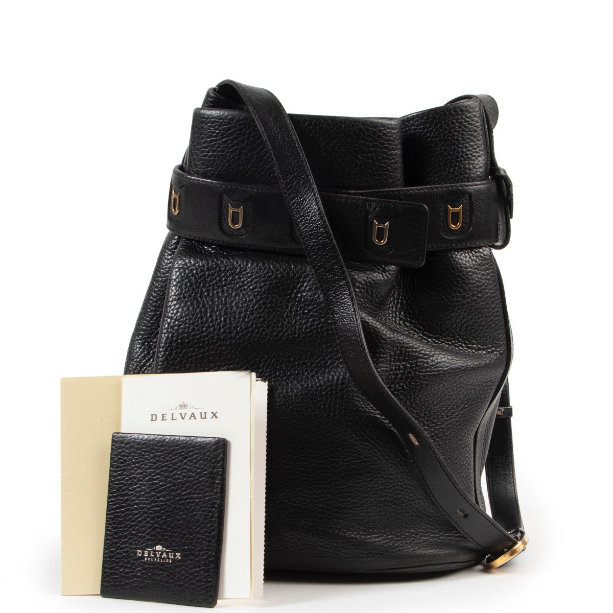 Shop safe online 100% authentic second hand Delvaux Black Calicot Shoulder Bag at the right price at Labellov in Antwerp.