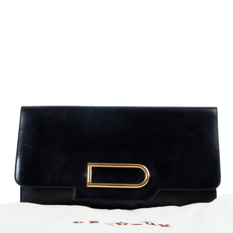 Shop safe online 100% authentic second hand Delvaux Black Clutch in very good condition at Labellov in Antwerp.