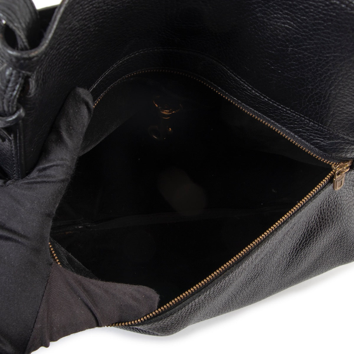 Shop safe online 100% authentic second hand Delvaux Black Shoulder Bag in very good condition at the right price at Labellov in Antwerp.