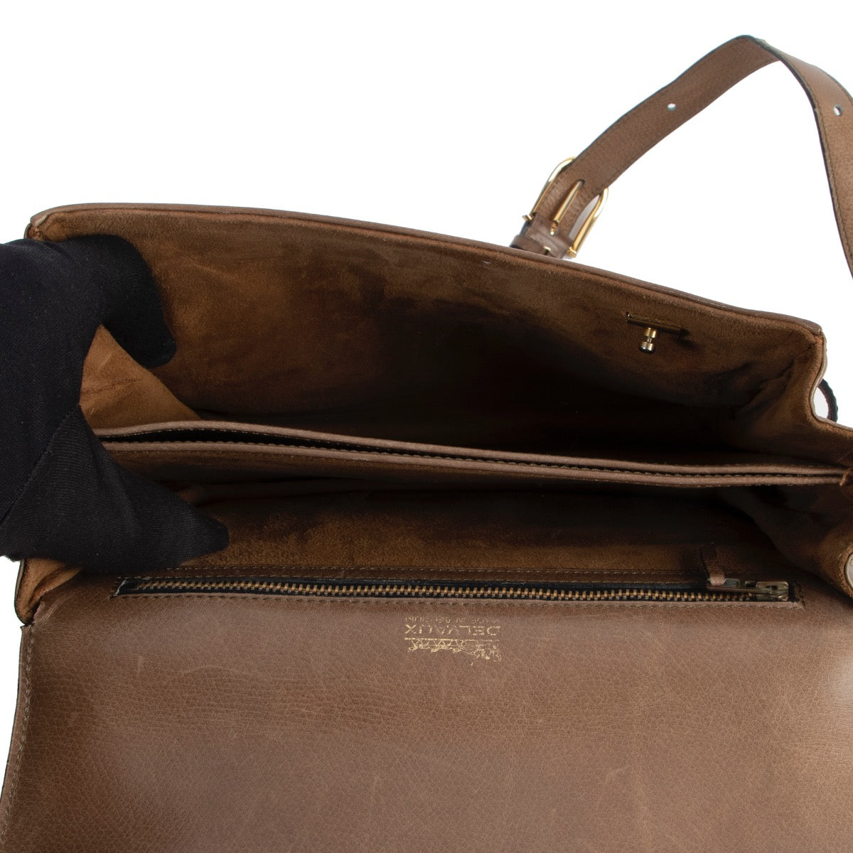 Shop safe online 100% authentic second hand Delvaux Taupe Crossbody Bag in good preloved condition at the right price at Labellov in Antwerp.